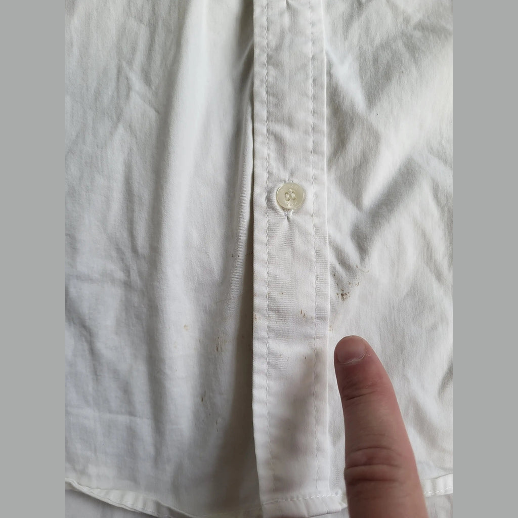 Chemise blanche, marque non visible, taille non indiquée, Fripes Sélect