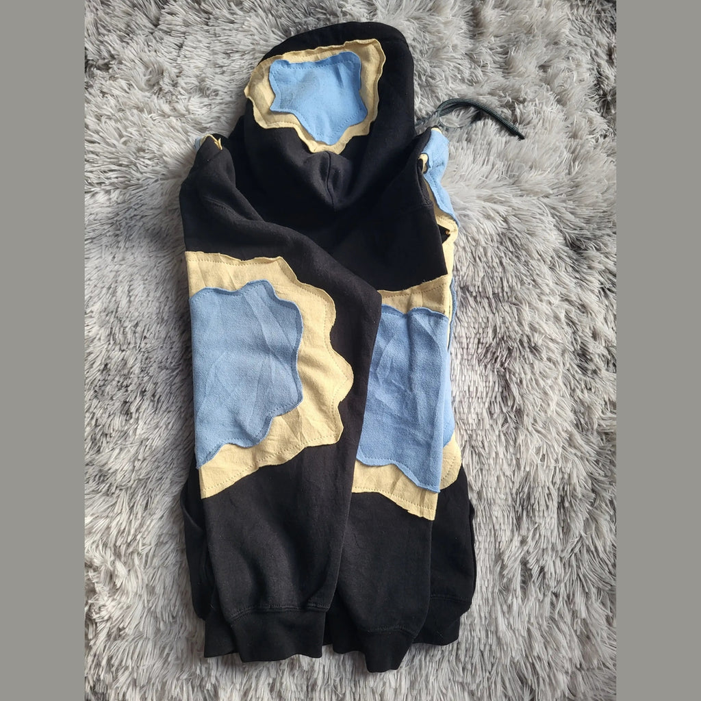 Sweat à capuche noir motifs bleu et beige, taille non indiquée, Fripes Sélect