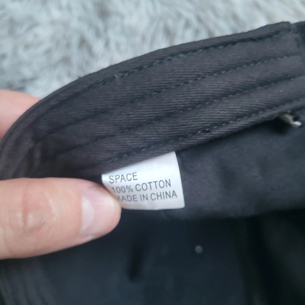 Casquette noire, marque Space, taille non visible, Fripes Sélect